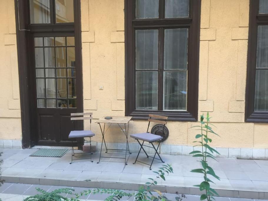 Kiraly Street Apartament *